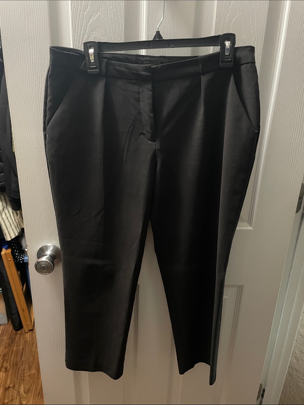 Black tailored dress capris - Worthington modern fit size 10